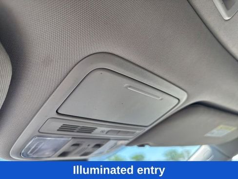 Used 2015 Honda Odyssey Touring image 19