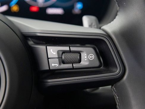 Certified 2026 Porsche Cayenne Coupe AWD/4WD image 24