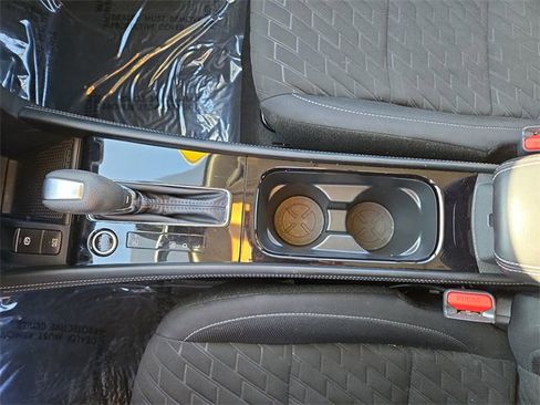 Certified 2023 Nissan Kicks SV image 21