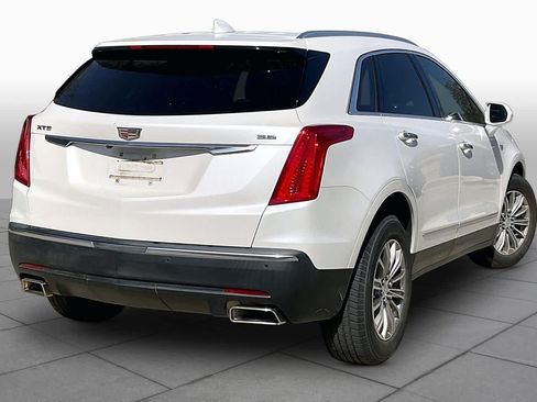 Used 2018 Cadillac XT5 Luxury w/ Driver Awareness Package FWD image 13