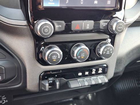 New 2026 RAM 3500 Tradesman w/ Chrome Appearance Group A AWD/4WD image 18