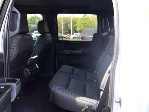 Used 2022 Ford F150 XLT w/ Equipment Group 302A High image 38