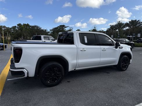 Used 2021 GMC Sierra 1500 Elevation w/ Preferred Package image 5