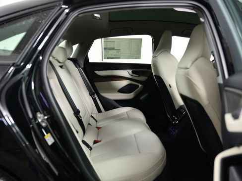 New 2026 Audi A6 Premium Plus AWD/4WD image 20