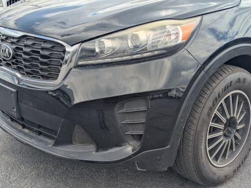 Used 2019 Kia Sorento AWD image 11