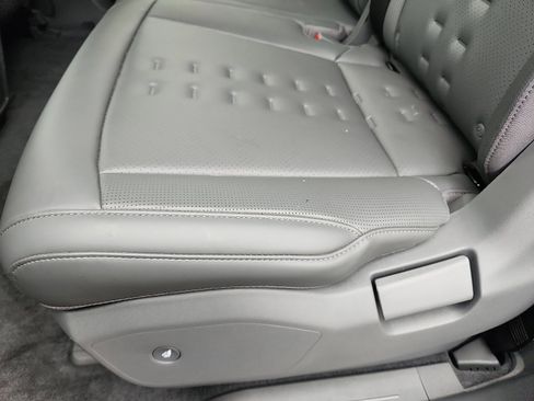 Used 2024 Kia EV9 Wind image 28