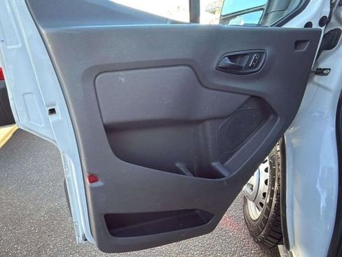 Used 2023 Ford Transit 350 XL image 9