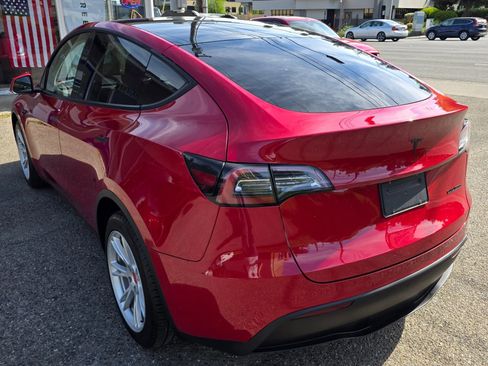 Used 2020 Tesla Model Y Long Range AWD/4WD image 5