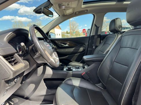 Used 2020 GMC Terrain Denali w/ GMC Pro Grade Package AWD/4WD image 5