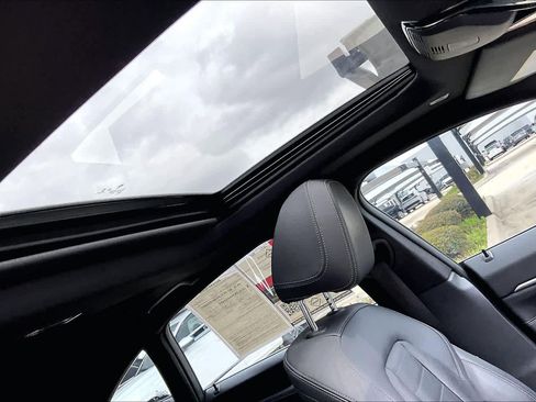 Used 2023 BMW i4 eDrive35 image 13