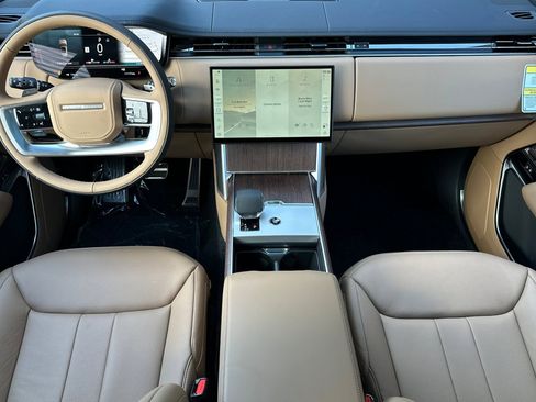 New 2026 Land Rover Range Rover Long Wheelbase SE image 25