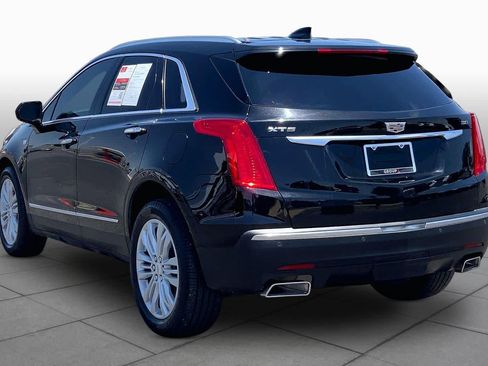 Used 2017 Cadillac XT5 Premium Luxury FWD image 12