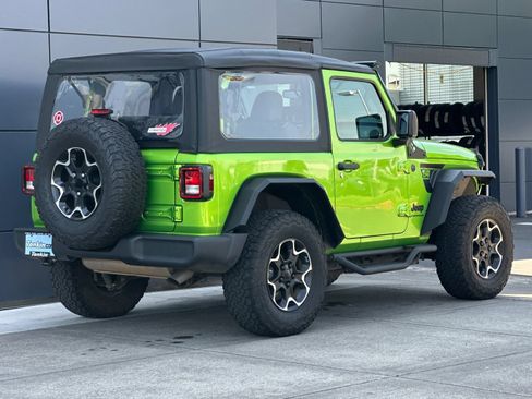 Used 2025 Jeep Wrangler Sport AWD/4WD image 3