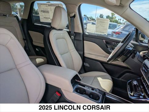 New 2025 Lincoln Corsair Premiere w/ Equipment Group 101A image 14