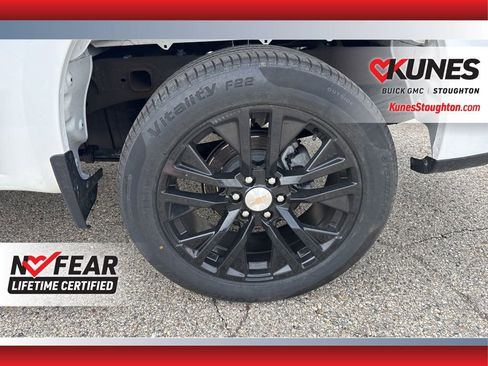 Used 2025 Chevrolet Silverado 1500 LT w/ Work Truck Package AWD/4WD image 18