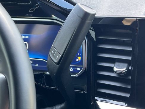 Used 2025 Chevrolet Silverado 1500 LT image 31