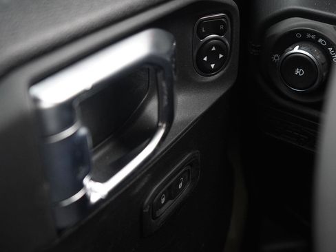 New 2026 Jeep Wrangler Unlimited Rubicon image 18