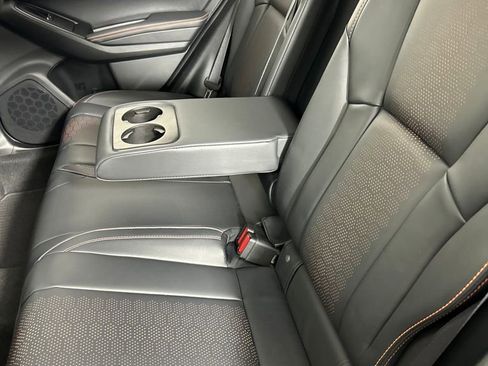 Used 2023 Subaru Crosstrek 2.5i Limited w/ Moonroof Package image 18