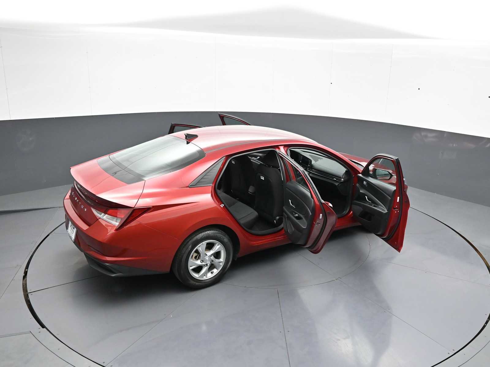 Certified 2023 Hyundai Elantra SE FWD image 44