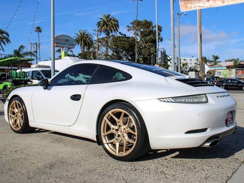 Used 2014 Porsche 911 Carrera image 3