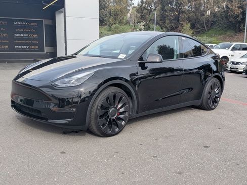 Used 2022 Tesla Model Y Performance image 1