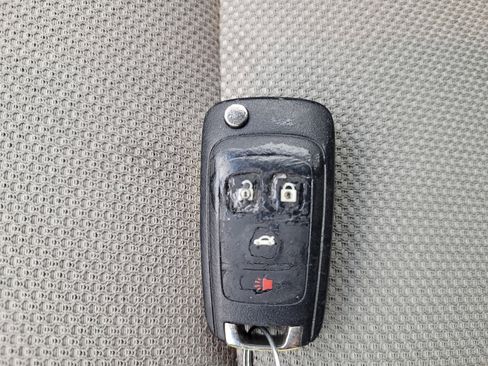 Used 2016 Chevrolet Cruze LT w/ Technology Package image 32