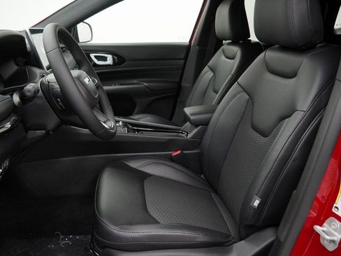 New 2026 Jeep Compass Latitude AWD/4WD image 15