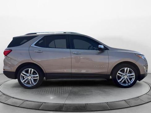 Certified 2018 Chevrolet Equinox Premier AWD/4WD image 4