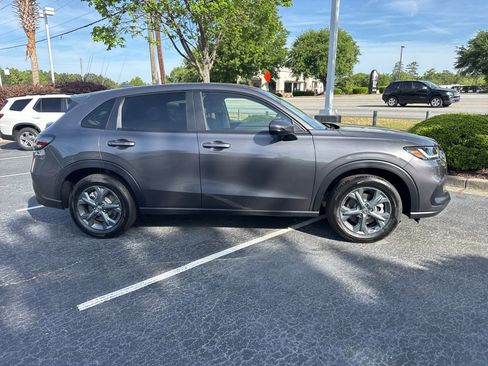 New 2026 Honda HR-V LX image 2