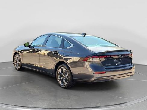 Used 2024 Honda Accord EX image 4