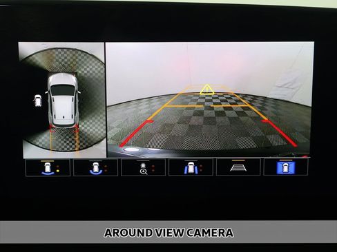 Used 2024 Buick Encore GX Sport Touring w/ Experience Buick Package image 5