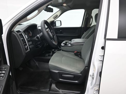 Used 2016 RAM 2500 Tradesman w/ Popular Equipment Group image 9