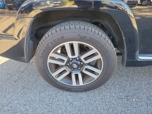 Used 2016 Toyota 4Runner Limited image 17