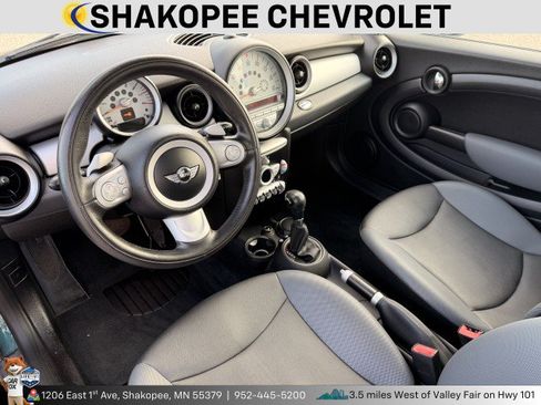 Used 2009 MINI Cooper Hardtop FWD image 4
