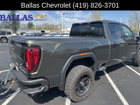 Used 2022 GMC Sierra 2500 AT4 AWD/4WD image 3