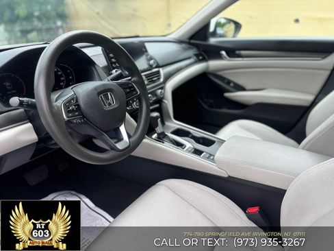 Used 2018 Honda Accord LX image 17