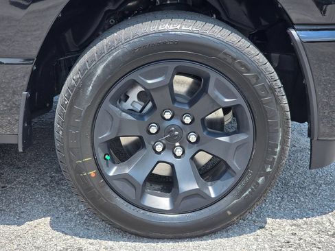New 2026 RAM 1500 Express AWD/4WD image 13