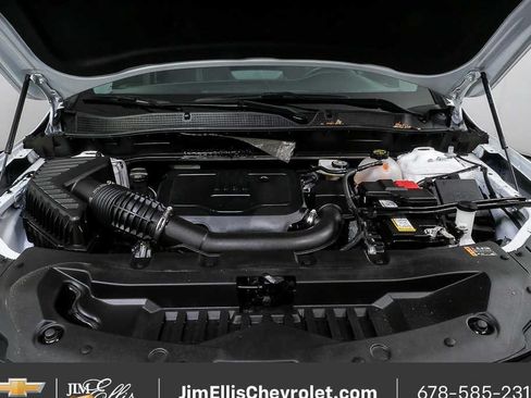 Certified 2025 Chevrolet Blazer LT FWD image 31