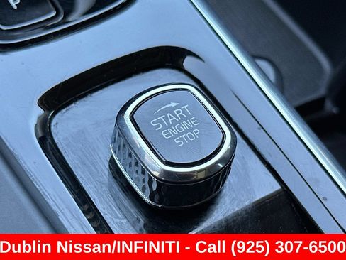 Used 2023 Volvo XC60 B5 Core w/ Protection Package Premier FWD image 34