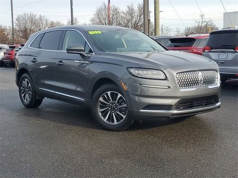 Certified 2022 Lincoln Nautilus AWD w/ Premium Package image 37