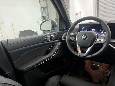 Used 2026 BMW X5 xDrive40i w/ Premium Package AWD/4WD image 15