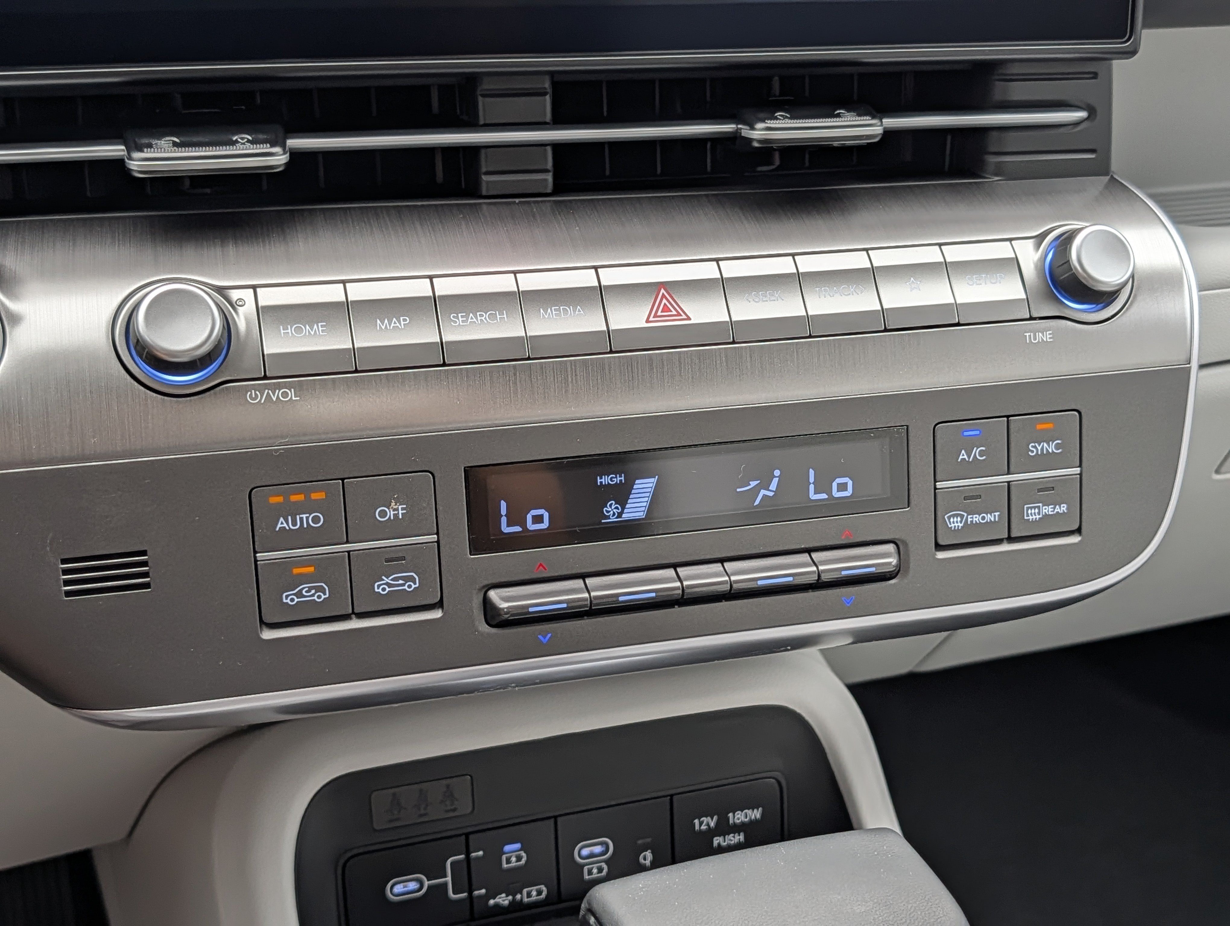 New 2027 Hyundai Kona SEL Sport AWD/4WD image 11