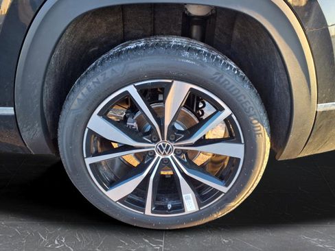 New 2026 Volkswagen Atlas SEL Premium R-Line image 9