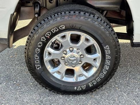 Used 2024 RAM 2500 Laramie w/ Safety Group AWD/4WD image 11
