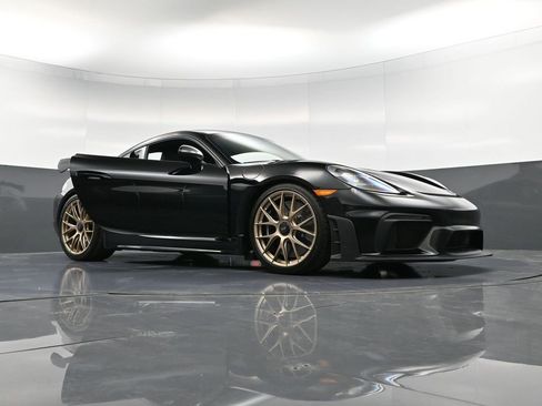 New 2025 Porsche 718 Cayman GT4 RS image 38