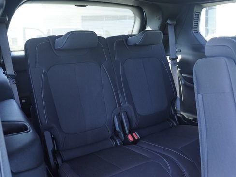 Used 2025 Jeep Grand Cherokee L Laredo w/ Trailer Tow Package AWD/4WD image 29