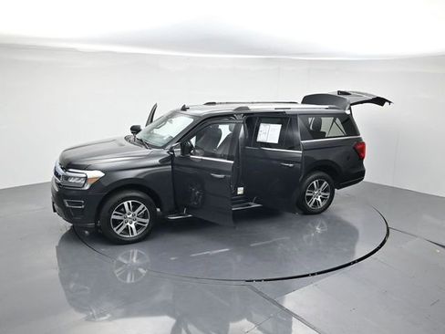 Used 2023 Ford Expedition Max Limited image 47