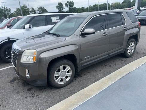 Used 2012 GMC Terrain SLE FWD image 2