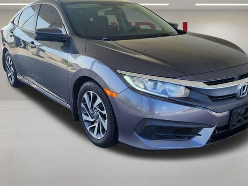 Used 2018 Honda Civic EX image 6