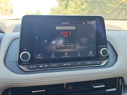 Used 2023 Nissan Rogue SV FWD image 21
